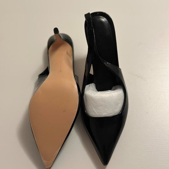 Women's Black Courts - Picture 3 of 3